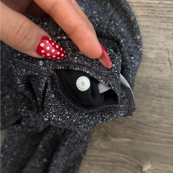 lululemon athletica Black and White Leggings - Picture 5 of 6